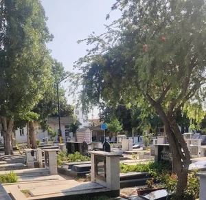 آرامگاه گله محله