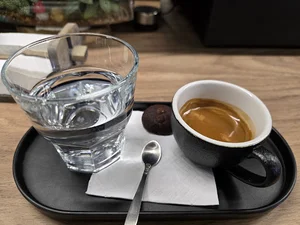 قهوه موومان