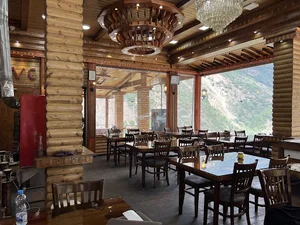 رستوران نسل آفتاب