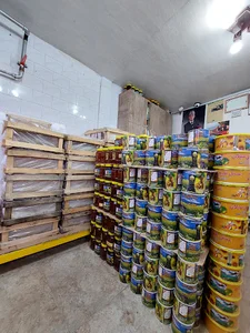 عسل پورعزیز زنبوردار نمونه استان اردبیل