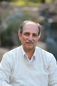 دکتر طاهر طاهری