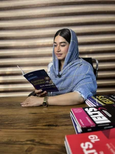 آکادمی زبان دیانت 4