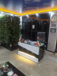املاک آپادانا