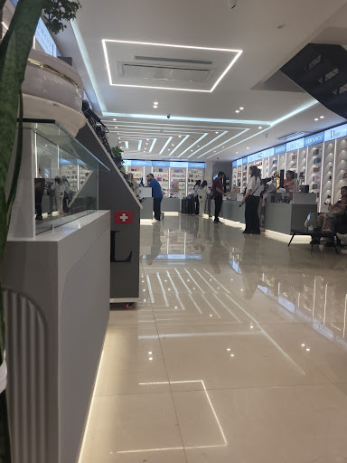 Tara Cosmetics Store