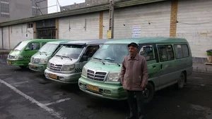 تاکسی ون پارکینگ شهرری _ گلحصار