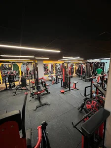 باشگاه بدنسازی کات