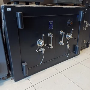 گاوصندوق رحیمی 4
