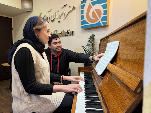 موسسه‌ فرهنگی هنری هنرآفرینان آوای جم