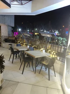Number Nine cafe (کافه نامبر ناین)
