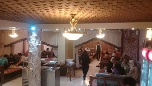 رستوران و سفره‌خانه سنتی اِرم آتشگاه