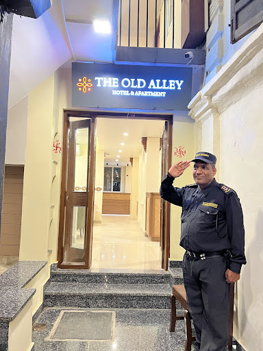 The Old Alley Hotel & Apartment
