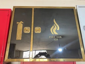 ایمن ابزار تیارا