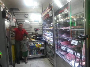 گوشت و مرغ یگانه