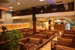 سرای سنتی گل یخ