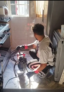 لوله‌بازکنی و تخلیه چاه حسینی 2