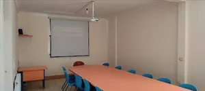 آموزشگاه زبان فرهیختگان