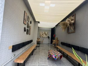 Naaria Greenhouse cafe 4