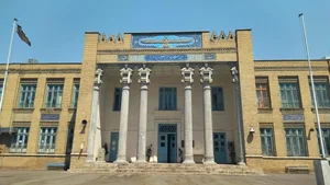 دبیرستان انوشیروان دادگر (نوشیروان جی تاتا) 3