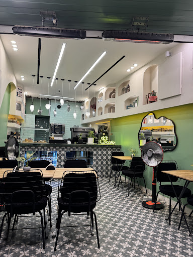 85 Darajeh Cafe