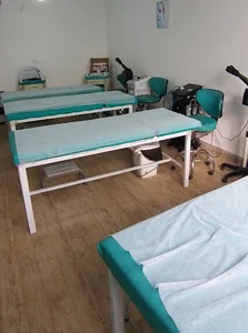 مطب پوست و زیبایی دکتر پدرام فرد اصفهانی
