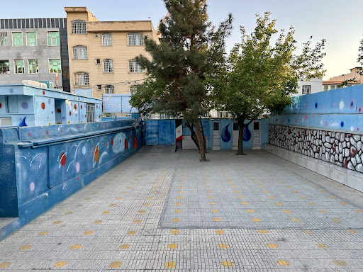 دبستان و پیش دبستان دهناد