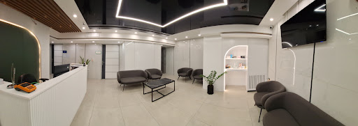 کلینیک پوست، مو و زیبایی جی