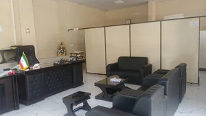 مشاور املاک طاها