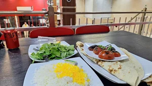 کبابی گلپایگانی منصوری