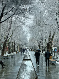 پیاده‌رو چهارباغ