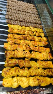 Alimazze علی مزه