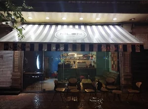 Moonline cafe