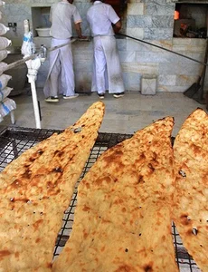 نانوایی سنگک توکلی طامه