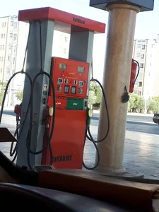 پمپ بنزین شهید قندی