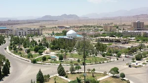 میدان اصلی دانشگاه