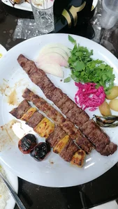 رستوران پاسارگاد(نارنجستان )