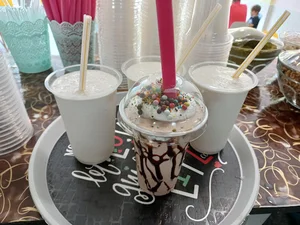 آبمیوه بستنی افلاطون