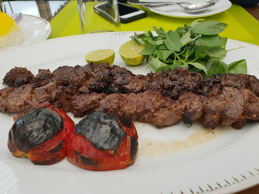 رستوران پيچ