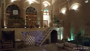 رخ شین