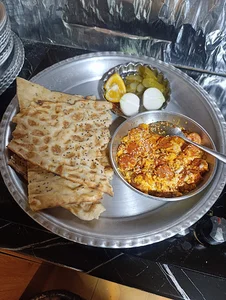 کافه صبحانه قو