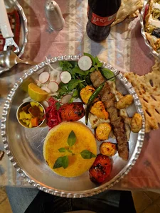 سرای آناهیتا
