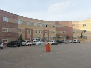 دبیرستان دخترانه صحت