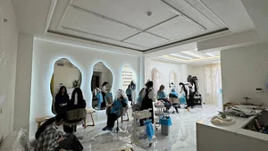 آکادمی تخصصی مو مرضیه یاراحمدی