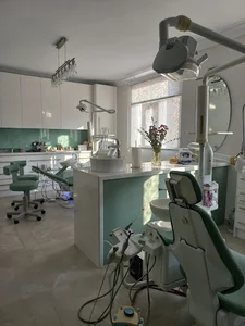مطب دکتر شاهین شیخ‌زاده متخصص ارتودنسی