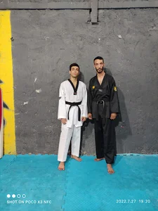 باشگاه تكواندو بهمني