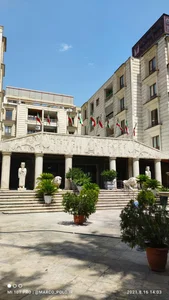 مجتمع تجاری داریوش 4