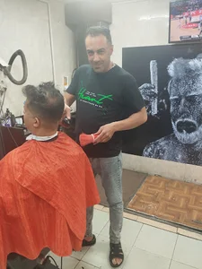آرایشگاه آرامیس