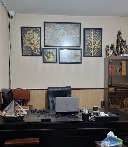 گوهرباستان