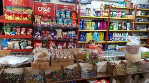 سوپر مارکت مزرعه سبز