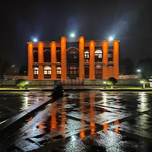 حوض آبی غدیر