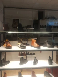 کفش چرم چی